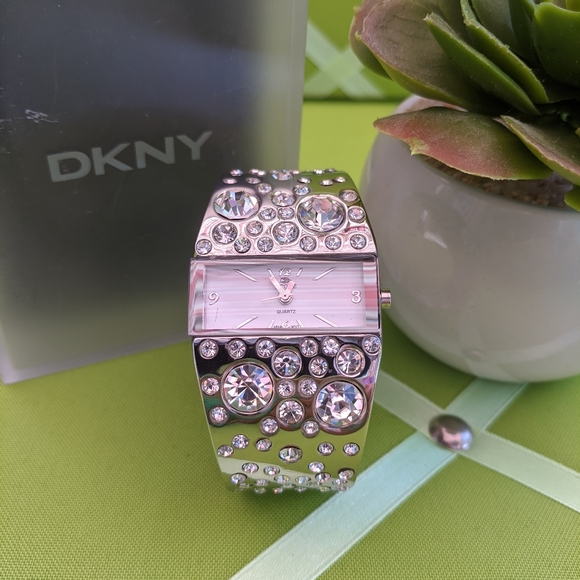 DKNY Crystal S/S Bracelet Cuff Watch - Picture 1 of 7